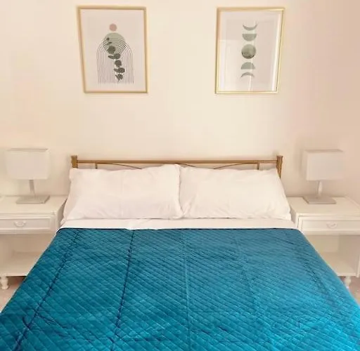 Sicily Apartment 3 - Blue Waves
